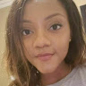 Meet your Posher, Amandine laurel